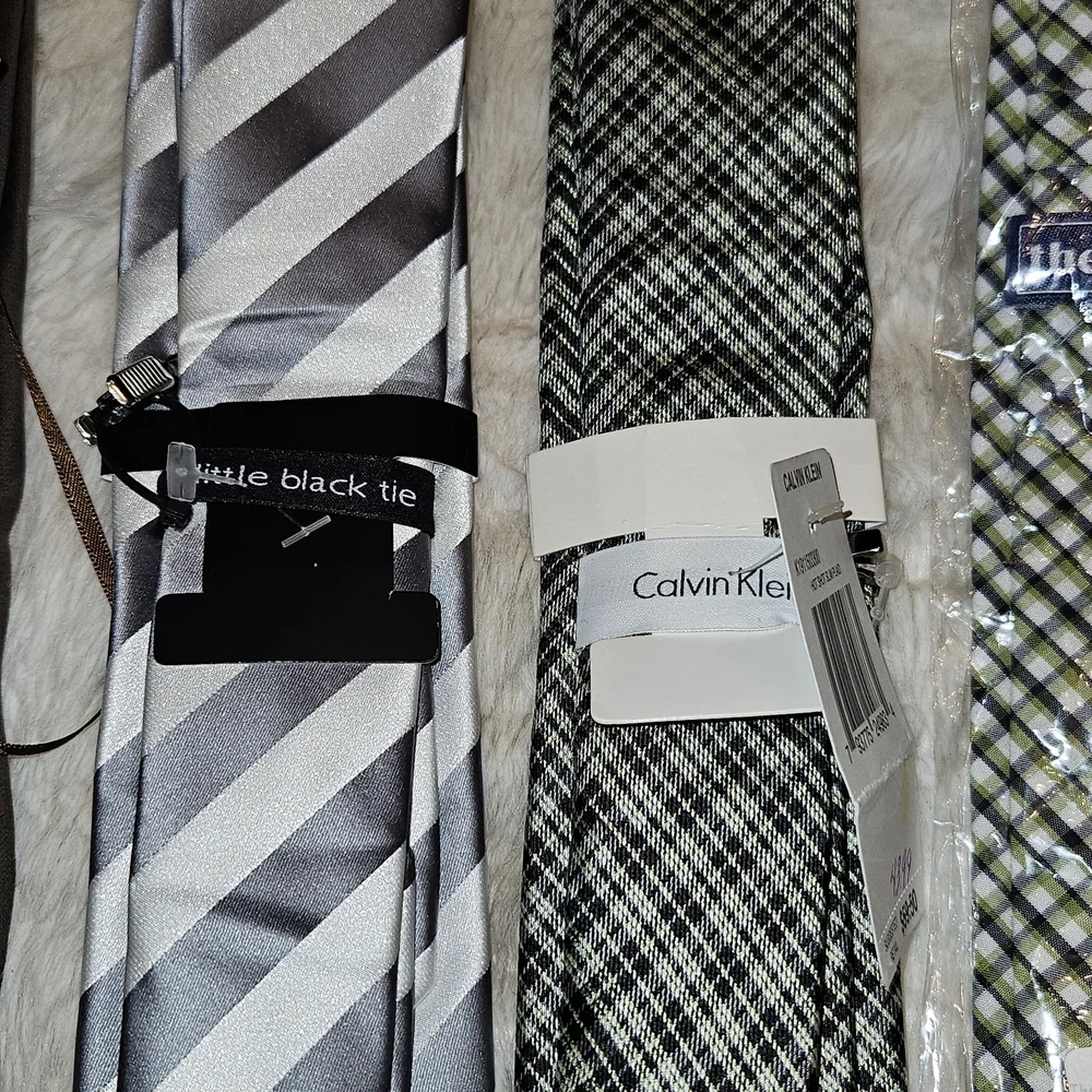 Lot Of 6 Men Slim/Skinny/Slim Ties - Brands: Calvin Klein Peguin The Tie Bar